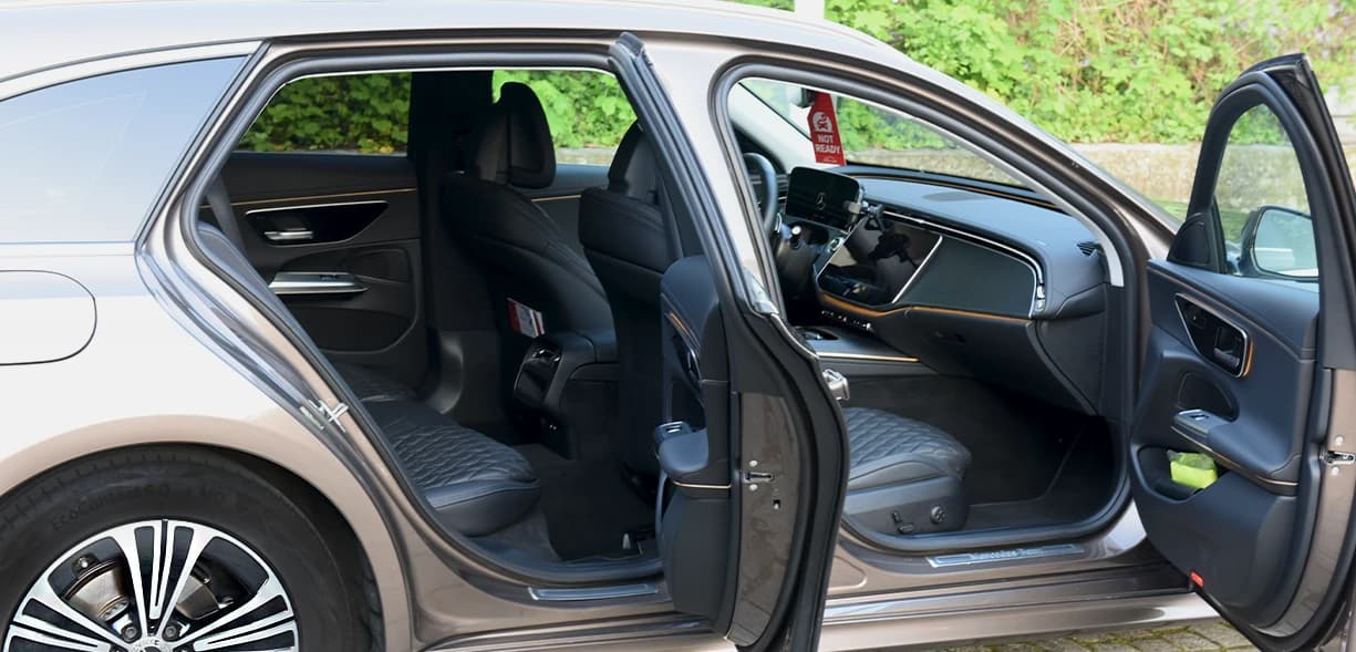 Mercedes-Benz E-Class 5